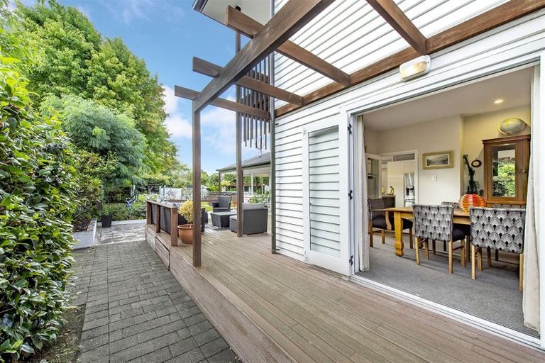 Photo of property in 36 Jacksons Road, Lyttelton, 8082