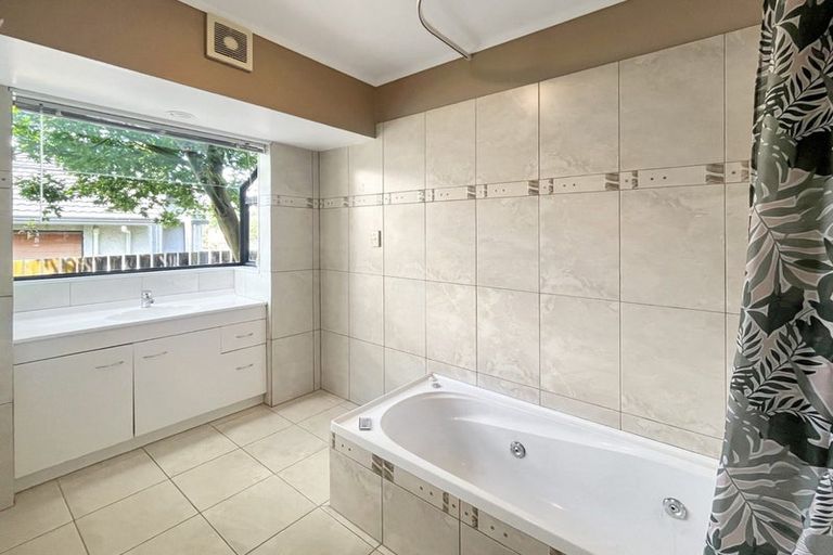 Photo of property in 91 Pacific Drive, Fitzherbert, Palmerston North, 4410