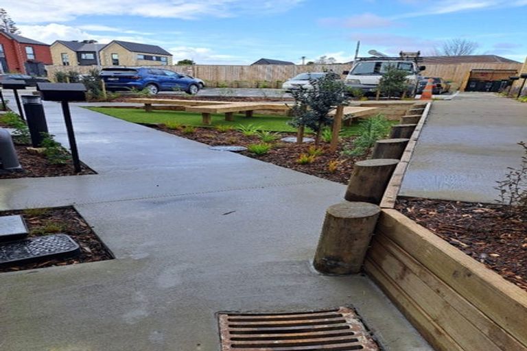 Photo of property in 48/125b Metcalfe Road, Ranui, Auckland, 0612