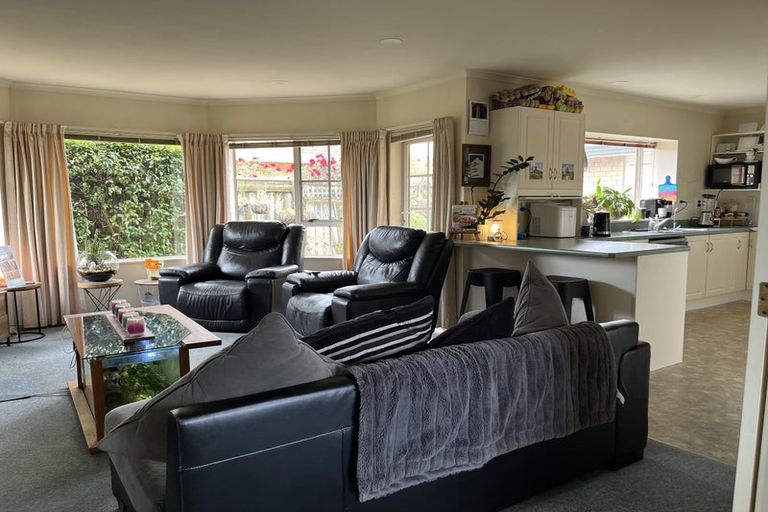 Photo of property in 15 San Vito Place, Paraparaumu Beach, Paraparaumu, 5032