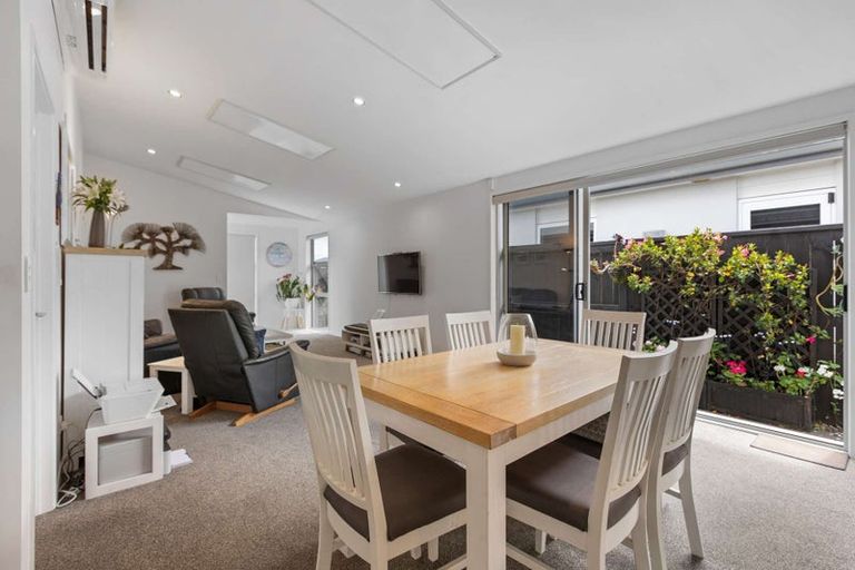 Photo of property in 9 Pimelea Street, Papamoa Beach, Papamoa, 3118