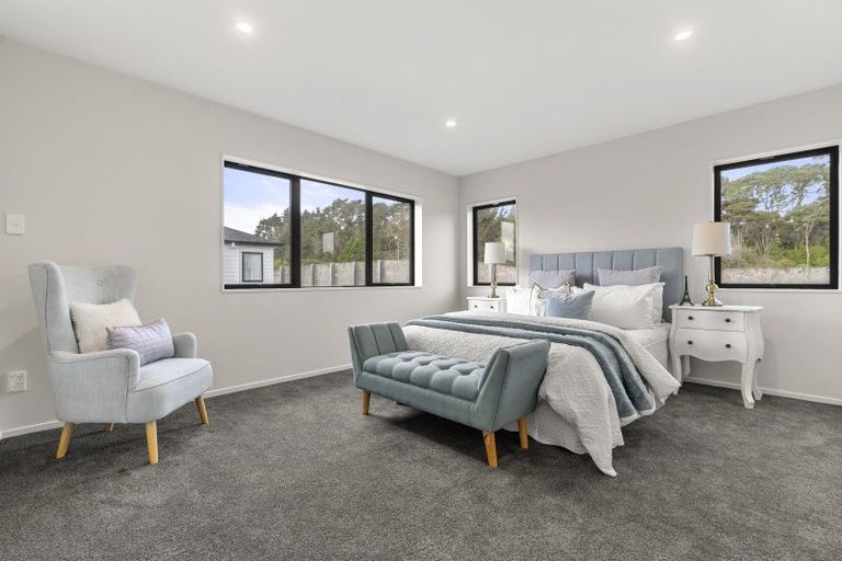 Photo of property in 38f Wicklam Lane, Greenhithe, Auckland, 0632