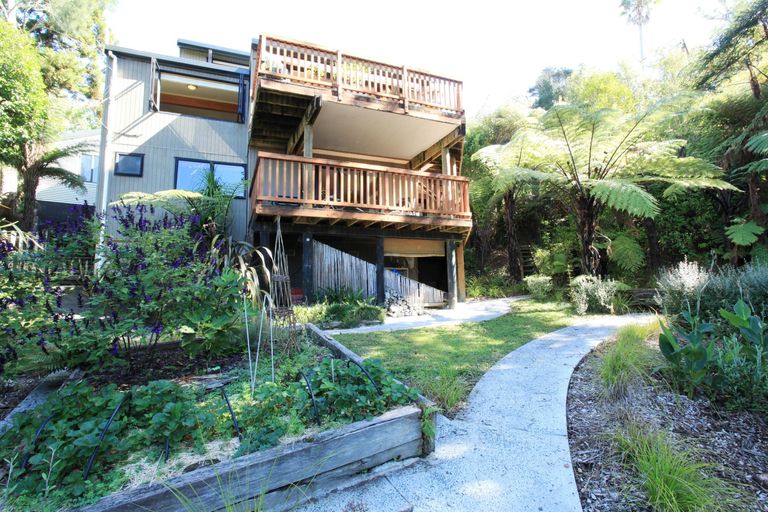 Photo of property in 102b Greenslade Road, Raglan, 3295