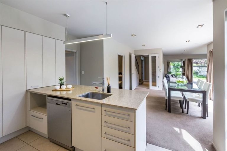 Photo of property in 164 Idris Road, Strowan, Christchurch, 8052