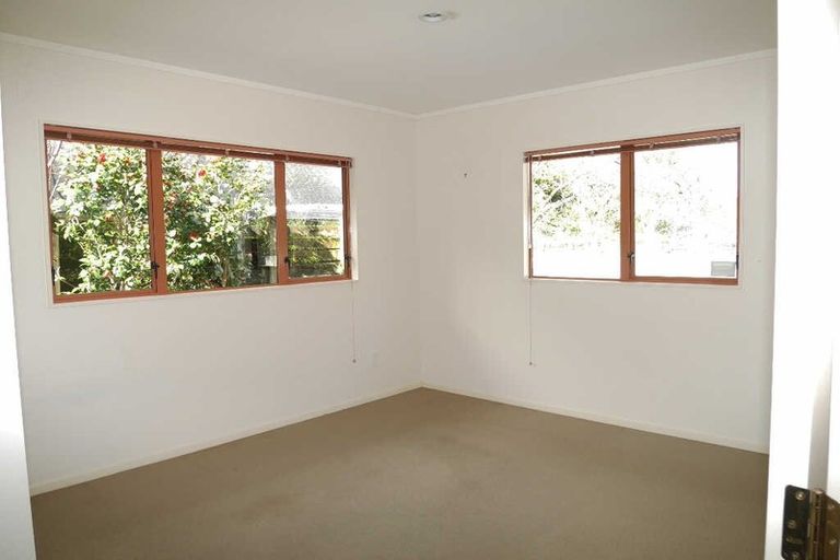 Photo of property in 72 Hinemoa Street, Paraparaumu, 5032