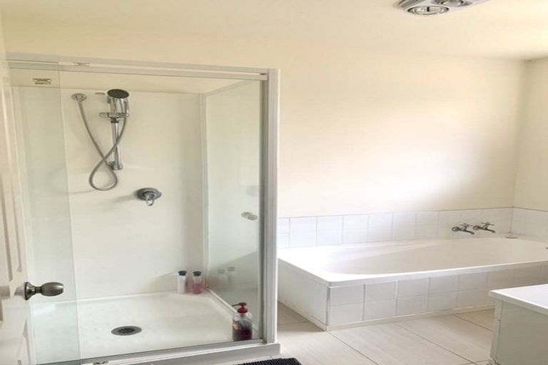 Photo of property in 5 Marsack Crescent, Halswell, Christchurch, 8025