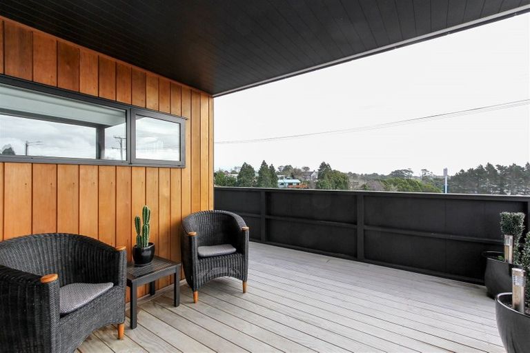 Photo of property in 281 Frankley Road, Ferndale, New Plymouth, 4310