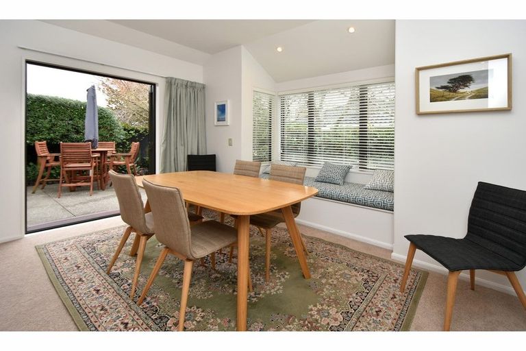 Photo of property in 22 Pohutukawa Crescent, Parklands, Christchurch, 8083