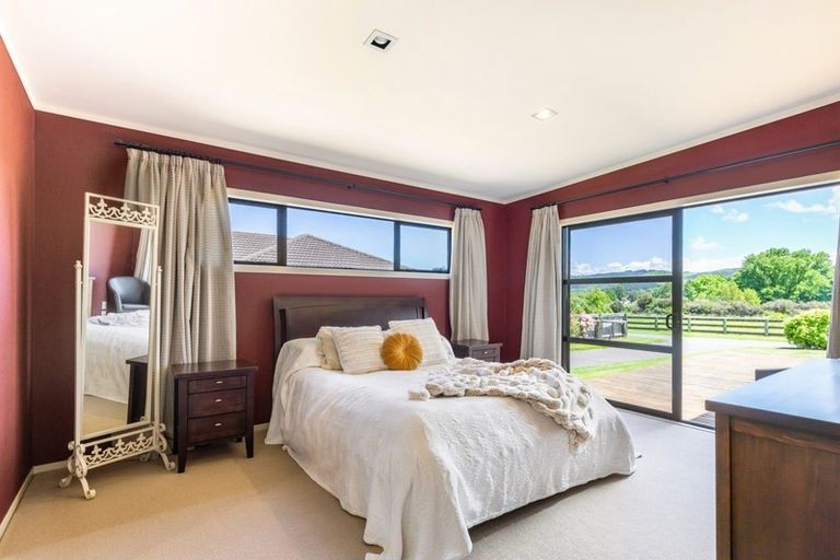 Photo of property in 108 Kinloch Road, Kinloch, Taupo, 3377