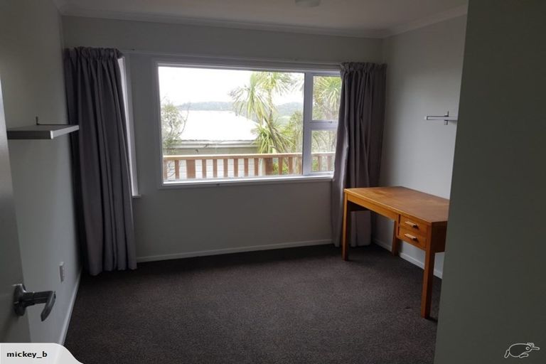 Photo of property in 24 Halifax Street, Kingston, Wellington, 6021