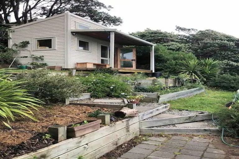 Photo of property in 38 The Parade, Paekakariki, 5034