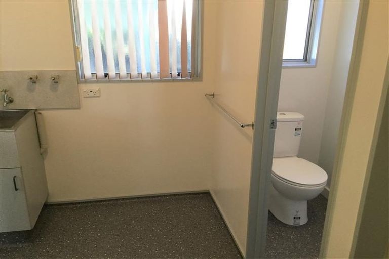 Photo of property in 4 Euclid Street, Vogeltown, New Plymouth, 4310