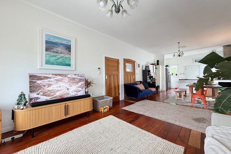 Photo of property in 177 Coutts Street, Rongotai, Wellington, 6022