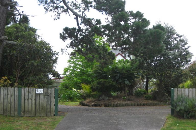 Photo of property in 802 Whangaparaoa Road, Manly, Whangaparaoa, 0930