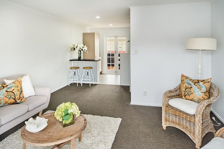 Photo of property in 3/14 Jillett Street, Titahi Bay, Porirua, 5022