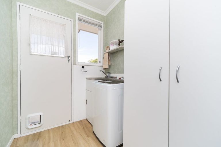 Photo of property in 28 Karamea Crescent, Kelvin Grove, Palmerston North, 4414