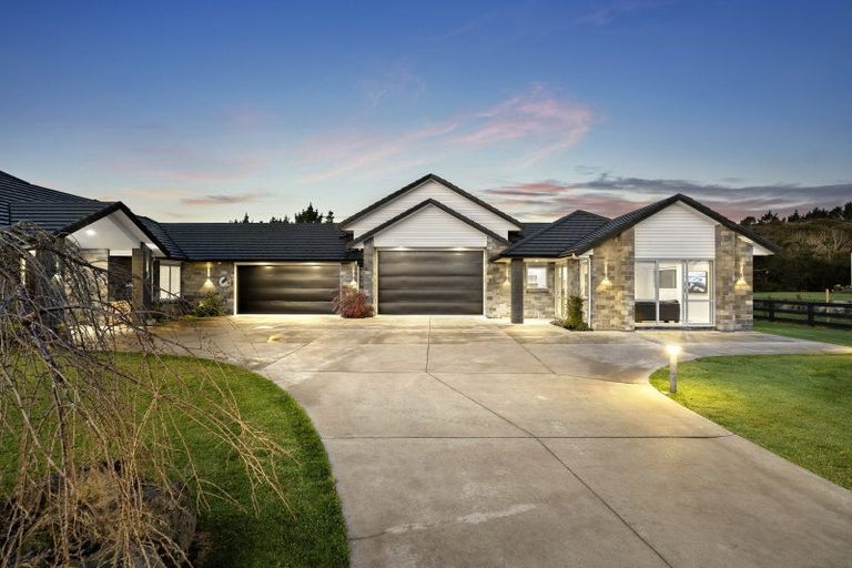 Photo of property in 74e Solway Road, Whitford, 2576