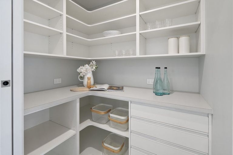 Photo of property in 17c Brightwater Terrace, Terrace End, Palmerston North, 4410