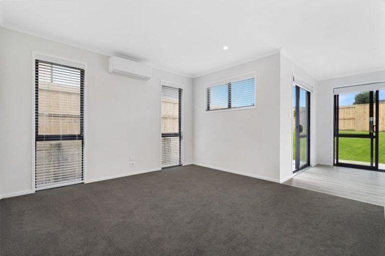 Photo of property in 69 Ridge Drive, Omokoroa, 3114