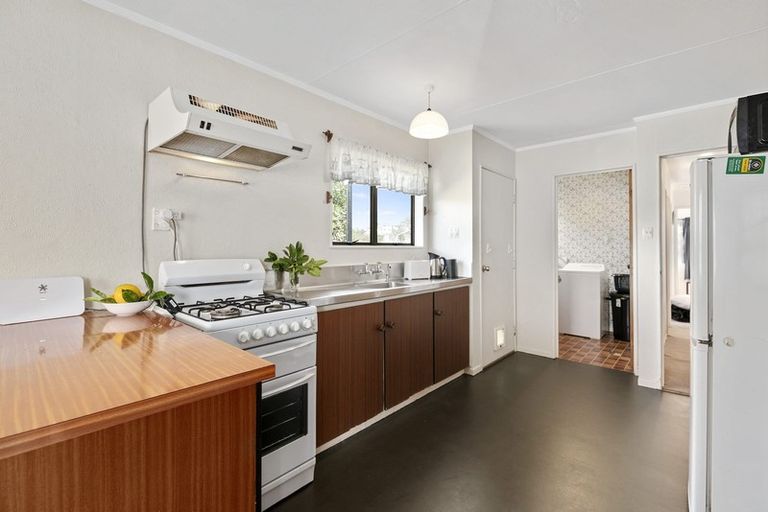 Photo of property in 88 Pembroke Street, Westown, New Plymouth, 4310