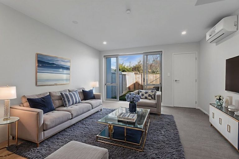 Photo of property in 6/51 Wharf Road, Te Atatu Peninsula, Auckland, 0610