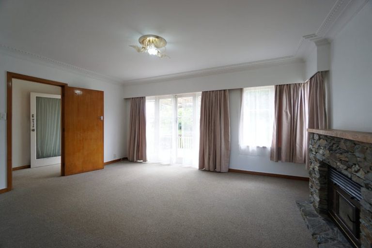 Photo of property in 494 Blockhouse Bay Road, Blockhouse Bay, Auckland, 0600