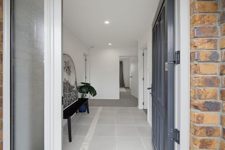 Photo of property in 10a Manahi Place, Woodend, 7610