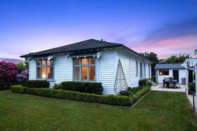 Photo of property in 88 Mays Road, St Albans, Christchurch, 8052