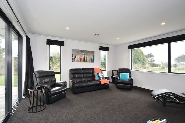 Photo of property in 6 Marama Avenue South, Otatara, Invercargill, 9879