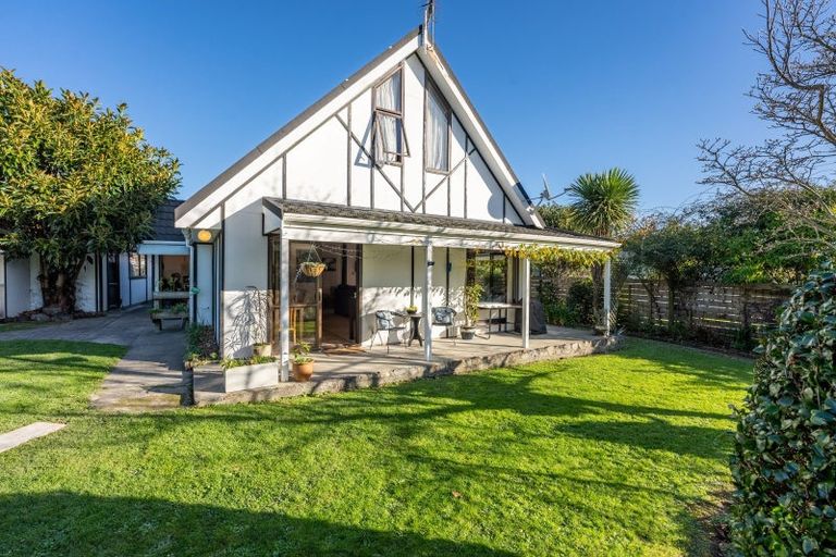 Photo of property in 56 Te Manuao Road, Otaki, 5512