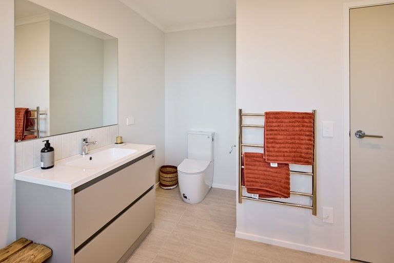 Photo of property in 21 Foremast Place, Whitby, 5024