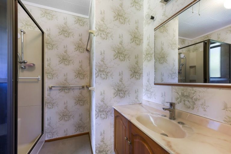 Photo of property in 6 Moana View Road, Waikawa, Picton, 7220