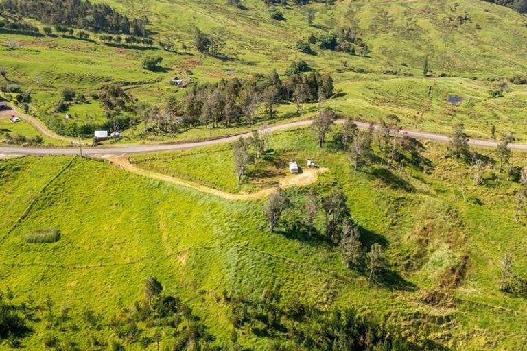 Photo of property in 183 Koutu Loop Road, Whirinaki, 0473