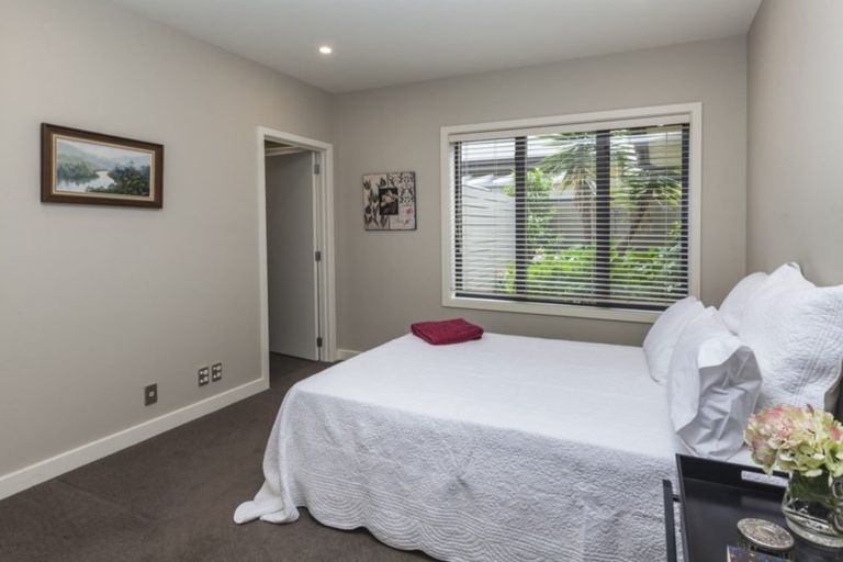 Photo of property in 19a Clyde Road, Upper Riccarton, Christchurch, 8041