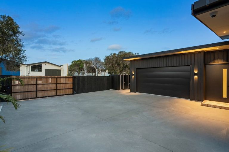 Photo of property in 107 Wattle Place, Whangamata, 3620