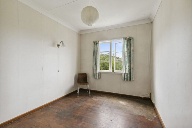 Photo of property in 43a Northland Road, Northland, Wellington, 6012