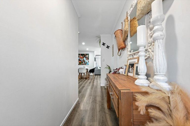 Photo of property in 25 Pointon Glade, Grandview Heights, Hamilton, 3200