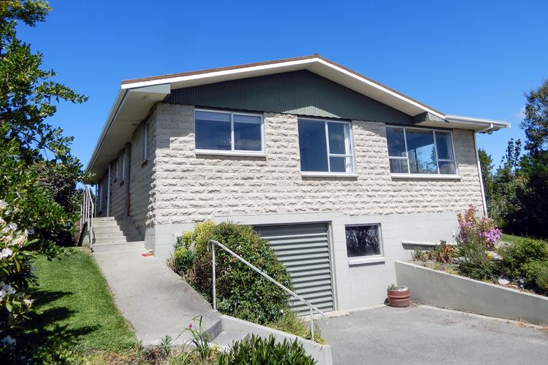 Photo of property in 3 Oakleigh Crescent, Oamaru North, Oamaru, 9400