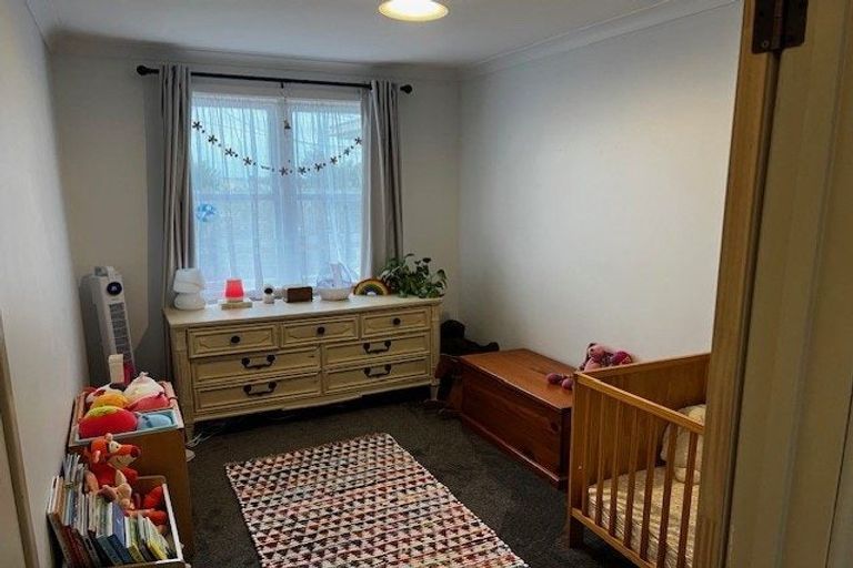 Photo of property in 41b Vera Road, Te Atatu South, Auckland, 0610