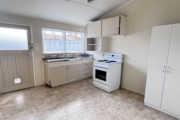 Photo of property in 503 Lyndon Road East, Hastings, 4122