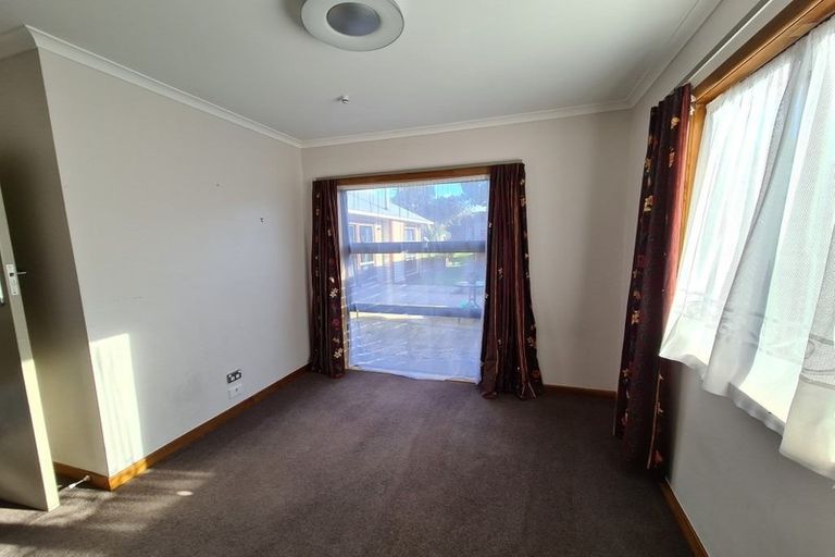 Photo of property in 36 Fitzroy Road, Fitzroy, New Plymouth, 4312