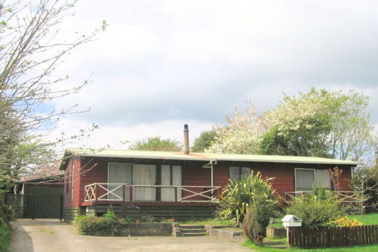 Photo of property in 4 Cypress Place, Owhata, Rotorua, 3010