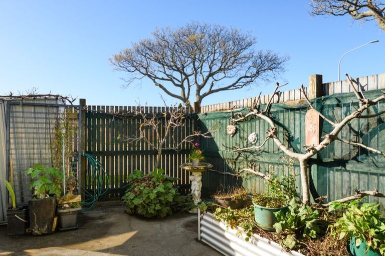 Photo of property in 416 Ruahine Street, Terrace End, Palmerston North, 4410