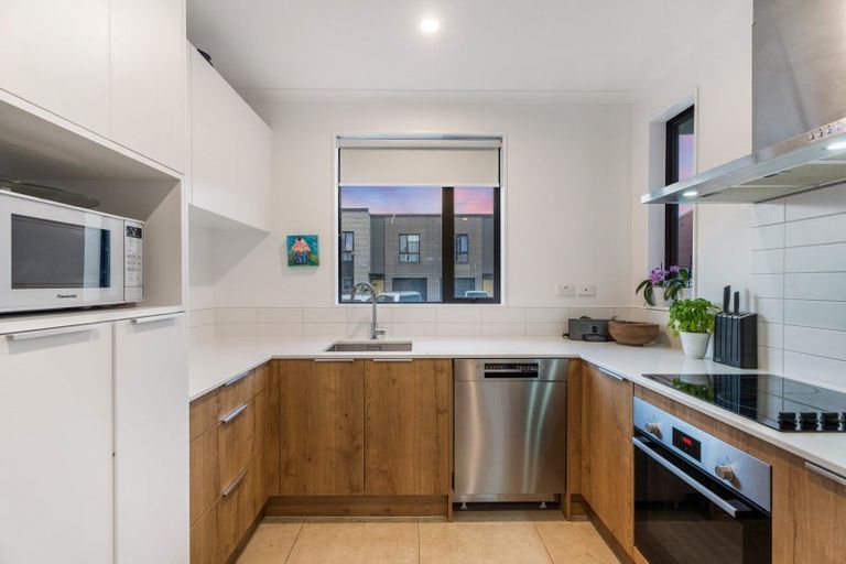 Photo of property in 8 Harlow Crescent, Glen Innes, Auckland, 1072