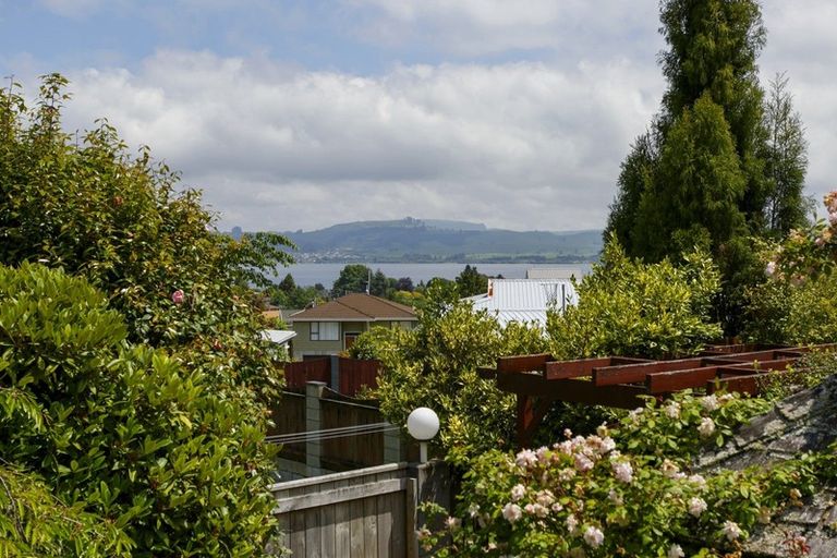 Photo of property in 56 Hyde Avenue, Richmond Heights, Taupo, 3330