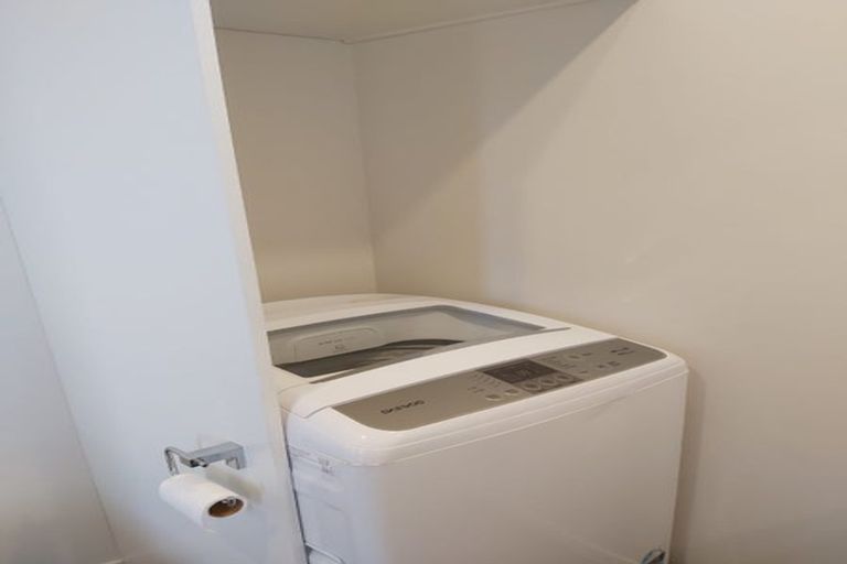 Photo of property in 80d Shakespeare Road, Waltham, Christchurch, 8023