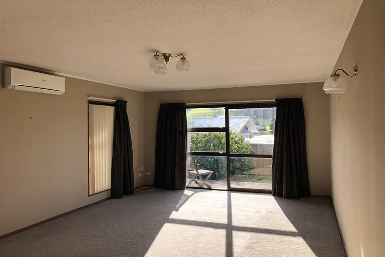 Photo of property in 2/7 Crawford Crescent, Te Kamo, Whangarei, 0112