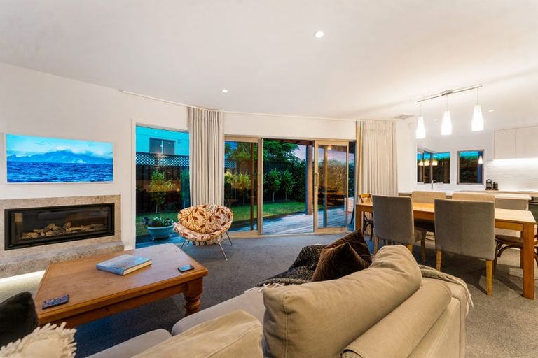 Photo of property in 2/2 Rahopara Street, Castor Bay, Auckland, 0620