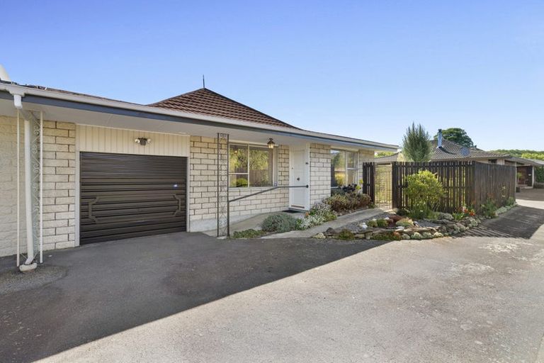 Photo of property in 2/99 Saint Martins Road, Saint Martins, Christchurch, 8022