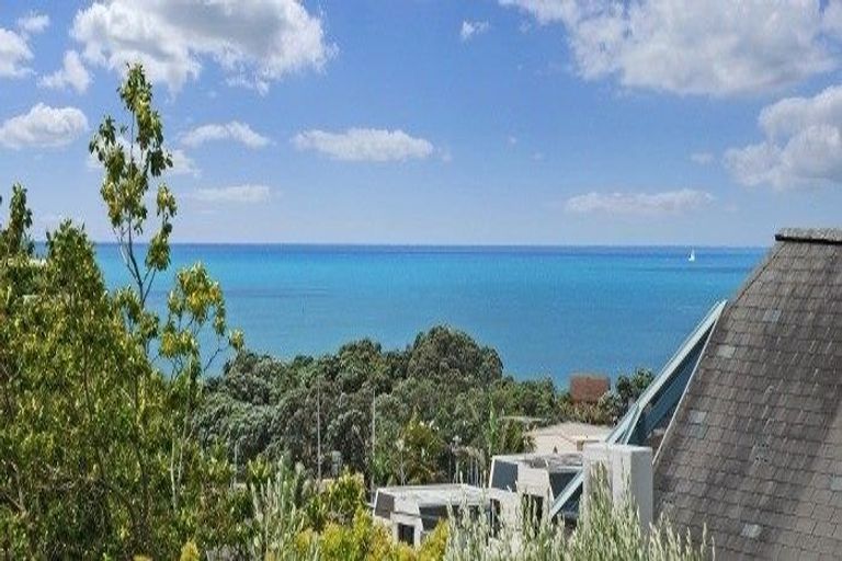 Photo of property in 1/37 Rangitoto Terrace, Milford, Auckland, 0620